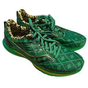 Saucony Kinvara 12 PWR Run Women's St. Patrick's Day Green Gold Running Sneakers
